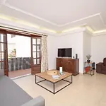 Cascais Center Apartment - 500 M From The Beach
