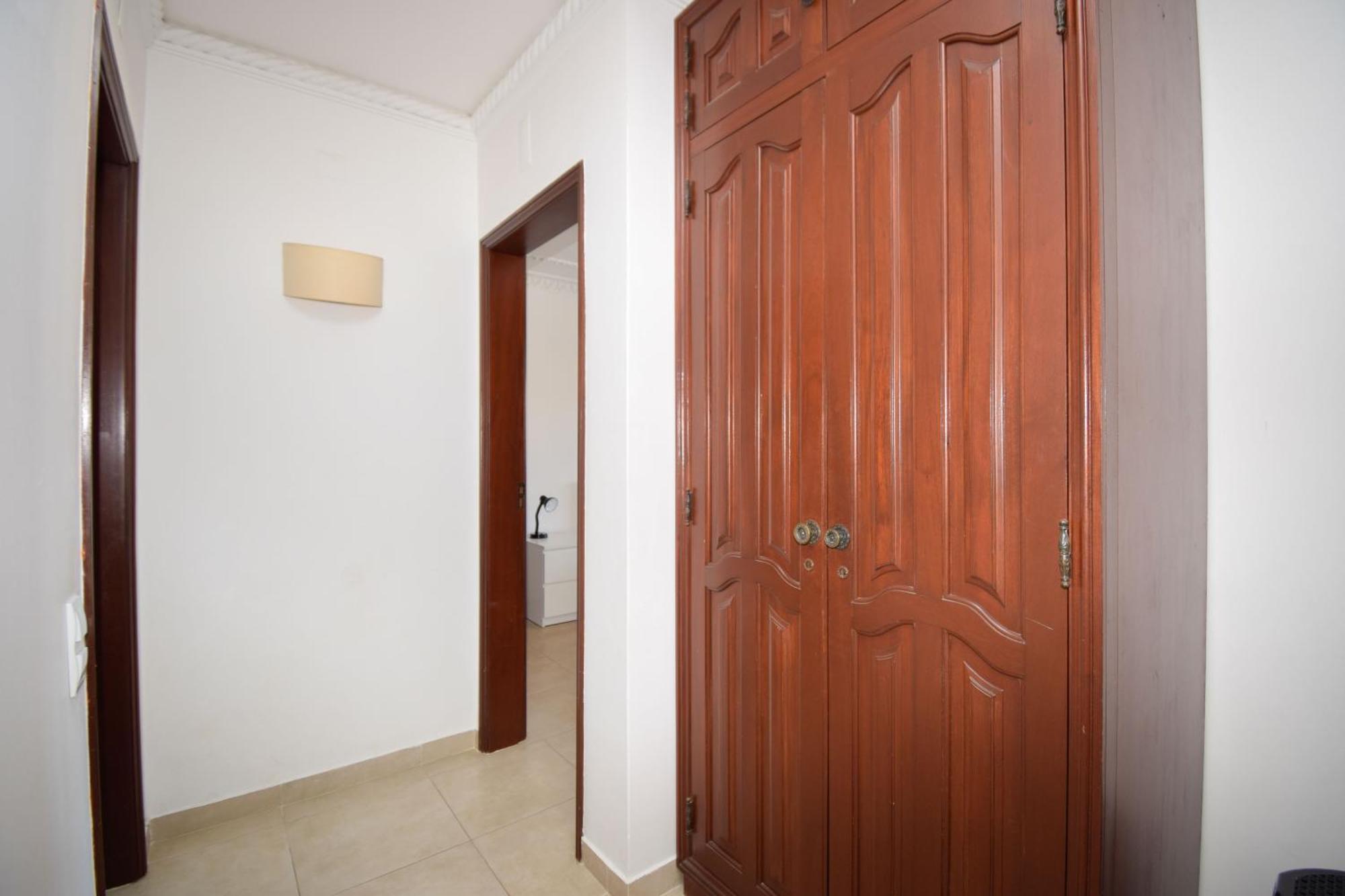 Apartment Center - 500 M From The *